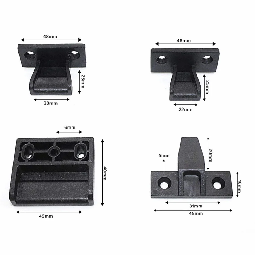 4 pezzi di fissaggio in plastica per zoccolo, fissaggi per pannello clip per il collegamento di pannelli di armadietti, mobili (48 mm x 25 mm x 30 mm)