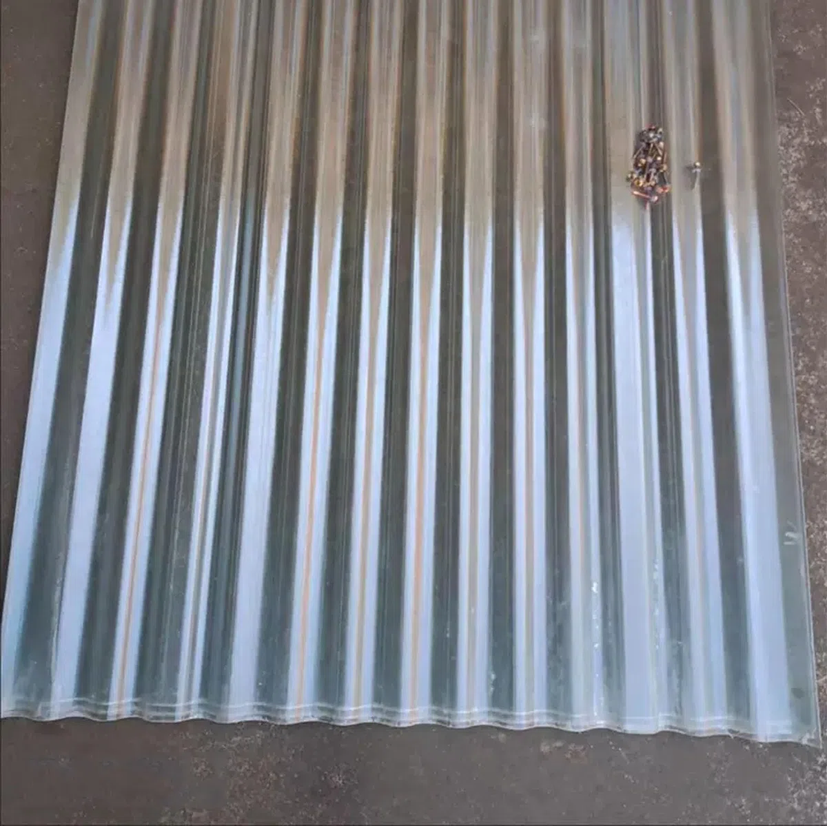 Pannelli Da Tetto, 1mm Lamiere Ondulate Antipioggia, Pannelli Da Tetto Autopulente Silenziosa, Lastra Di Copertura in Fibra Di Vetro, Pannelli Tetto Trasparente (0.9×0.8m/35×31in,1pcs)