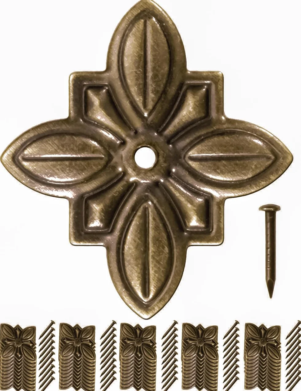 Chiodi decorativi antichi 50 szt, mosiądz vintage, 30x27 mm, brąz
