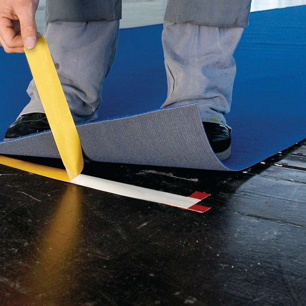 tesa® Biadesivo per pavimenti Tenuta Extra Forte, 25m x 50mm, Trasparente