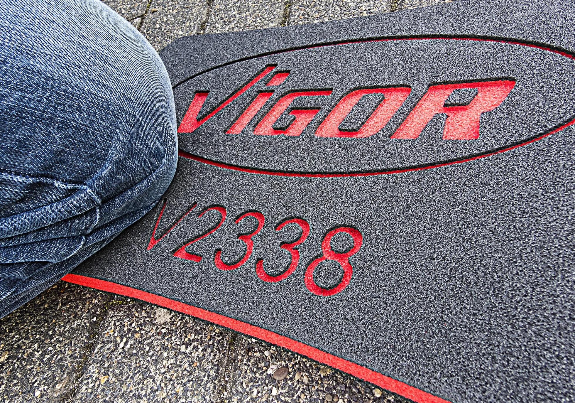 ViGOR Cuscino per ginocchia V2338, 475 x 235 x 26 mm, lavoro confortevole, schiuma di alta qualità, alle ginocchia, termoisolante, idrorepellente e oleorepellente, con maniglia di trasporto