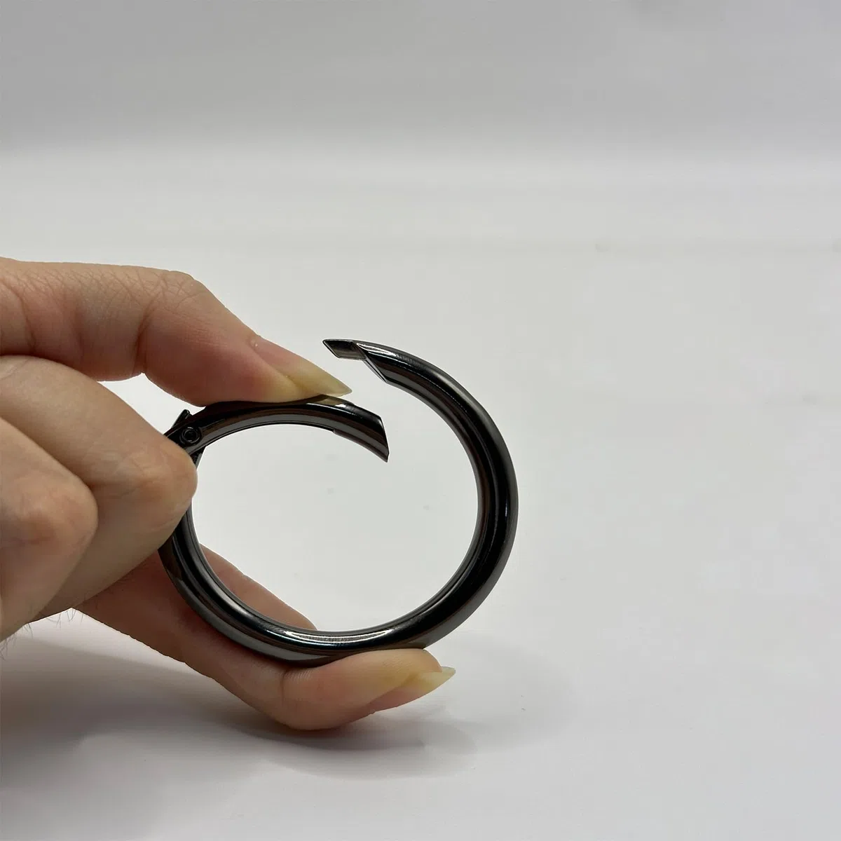5 moschettoni rotondi, 61 mm OD, 50 mm ID, molto robusti, in lega di zinco, moschettone, rotondi, per borsa, portachiavi, fai da te (nero)